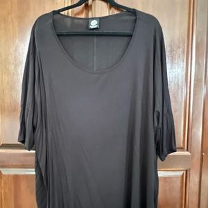 BOBEAU Scoop Neck Tunic-Length Tee in Black - Size 2X